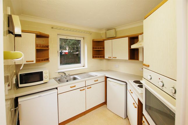 Flat for sale in Waterloo Road, Tonbridge