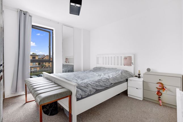 Flat for sale in Woodmill Road, By Millfields Park &amp; Canal