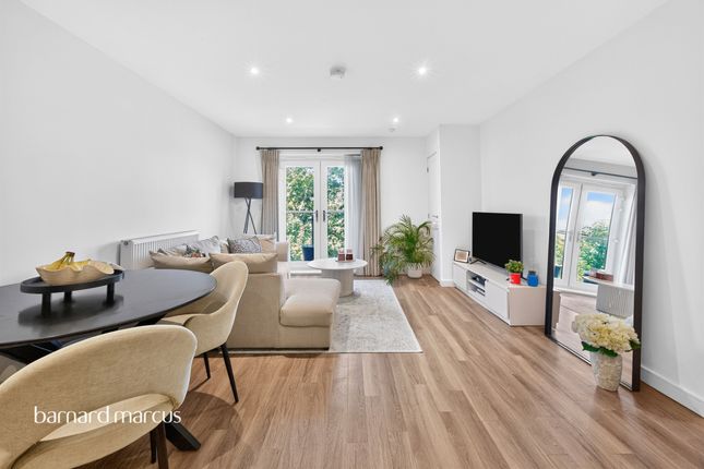 10, Octavius House, Regalia Way, Epsom photo 4