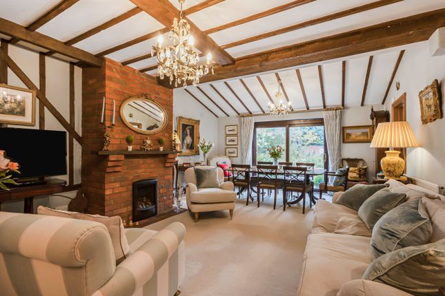 5 The Stables, Church End Farm, Totternhoe photo 2