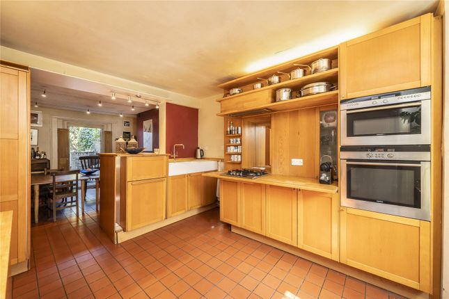 35, Southborough Road, London photo 4