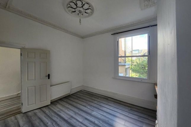 Terraced house to rent in Palatine Road, London
