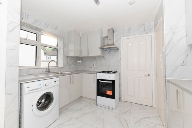 31, Cobs Way, NEW HAW photo 5