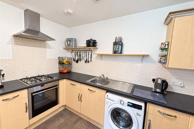 Flat 19, 2, Perry Hall Road, Kent photo 3