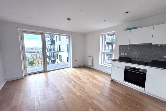 56 Bravey House, 5 Samara Drive, Southall photo 4