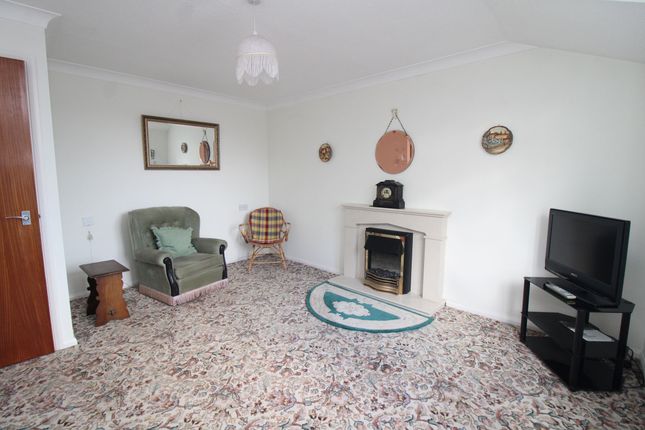 51 Pebble Court, Paignton photo 2