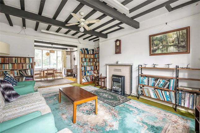 16, Shalford Road, Surrey photo 4