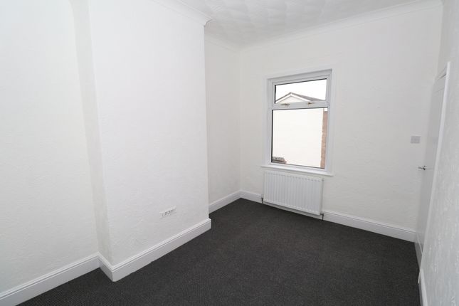 15 Rigg Street, Crewe, Cheshire photo 4