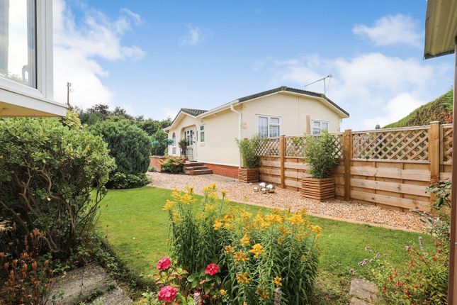 2-bed caravan on 8, Pleasant Avenue, York, £125,000
