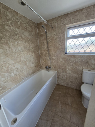 54, Kemble Court, Milton Keynes photo 5