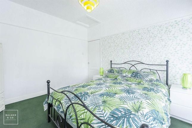 83 Manchester Road, Manchester photo 2