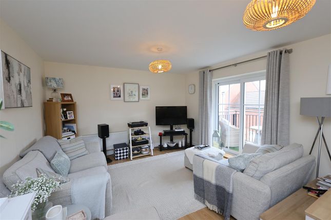 13 Churchill Court, Eden Road, Sevenoaks photo 4