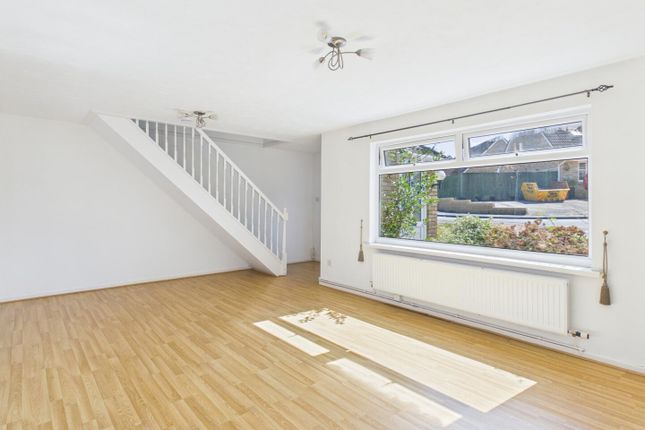 33, Hunters Ridge, Bridgend photo 4