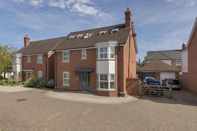 Thumbnail Detached house for sale in Atlas Close, Kings Hill, West Malling