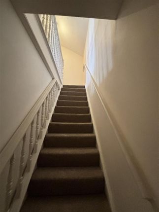 64A (Flat 1), High Street, Rushden photo 5