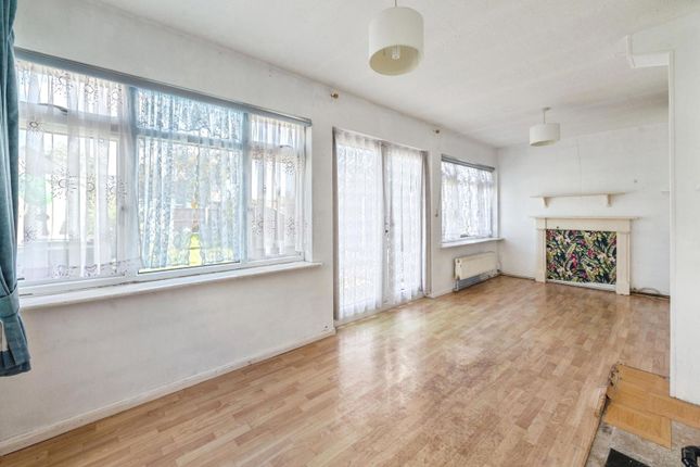32, Elmtree Road, Essex photo 3