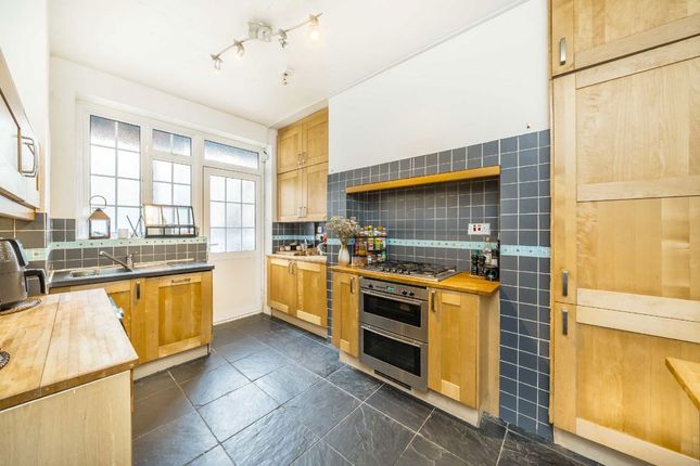 Flat 18, Endsleigh Mansions, London photo 3
