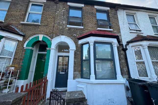 Terraced house to rent in Kimberley Road, London