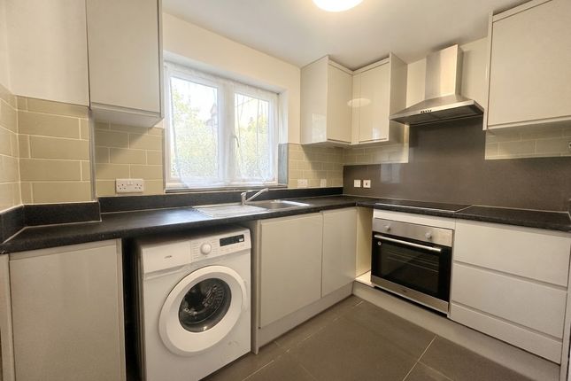 110, Pempath Place, Wembley photo 3