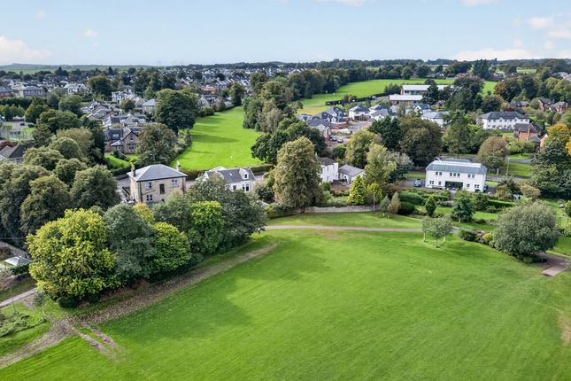 2, Park View, Strathaven photo 3