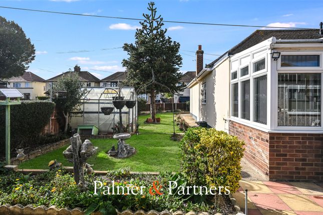 13, Pentland Avenue, Essex photo 2