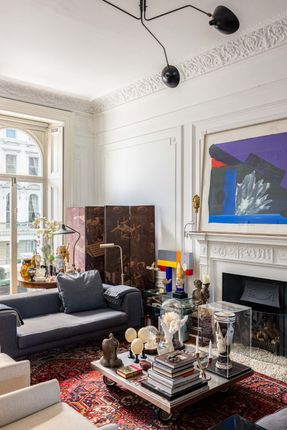 Flat for sale in Queen's Gate Terrace, London