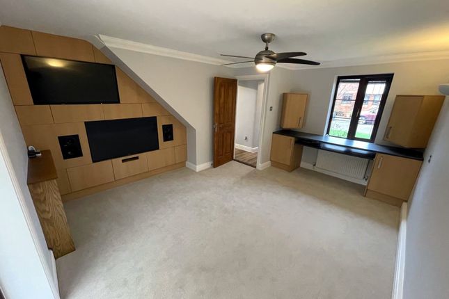 88 Lindsey Way, Stowmarket photo 2