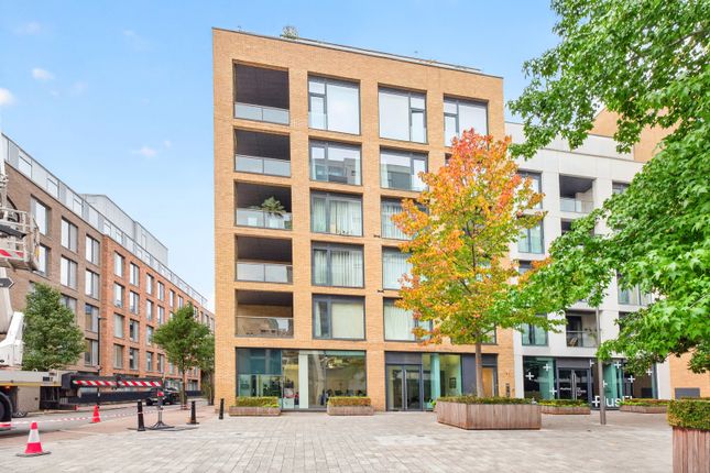 Apartment 13, Orchard Building, 25, Pear Tree Street, London photo 4