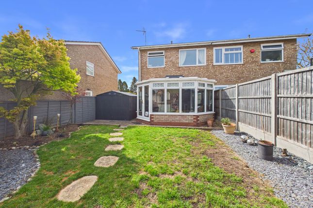 40 Highfields, Towcester photo 2