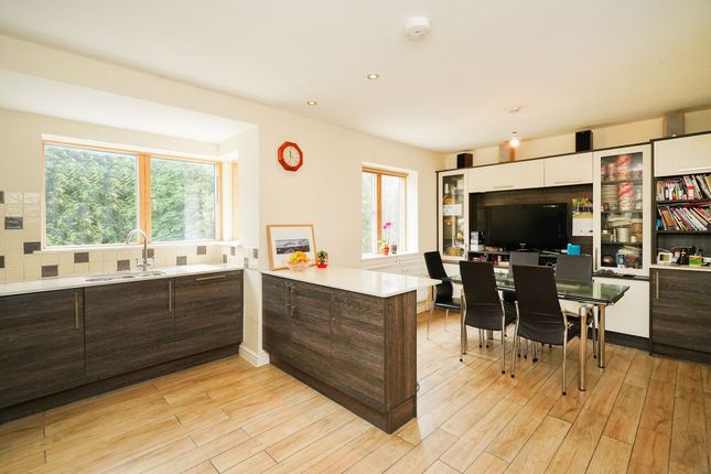 2 Ranmoor Gardens, Sheffield photo 4