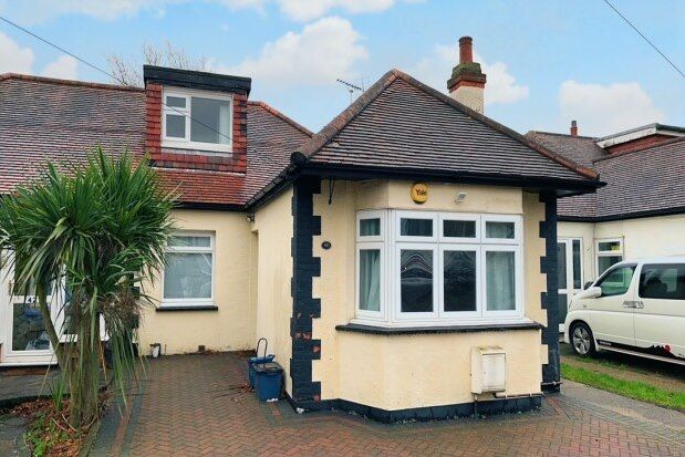 Thumbnail Bungalow to rent in Hillborough Road, Westcliff-On-Sea
