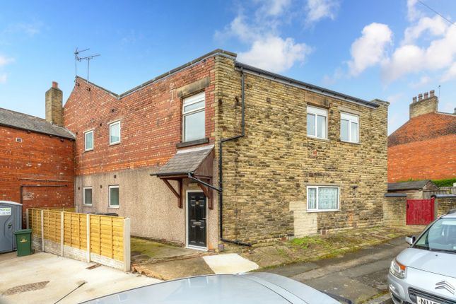Flat to rent in Hope Street, Barnsley