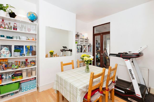 Terraced house for sale in Corporation Street, London