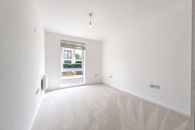76, Elder Court, Hertford photo 5