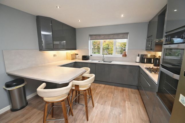 47, Chilcombe Place, Barnsley photo 4