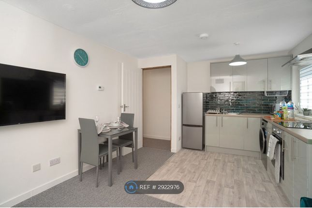 Great Holme Court, Northampton photo 4