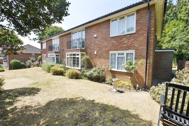 Maisonette for sale in Wildoaks Close, Northwood