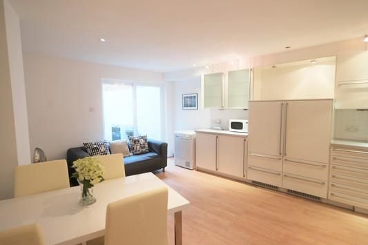 Thumbnail Mews house to rent in Sidney Grove, Angel, London