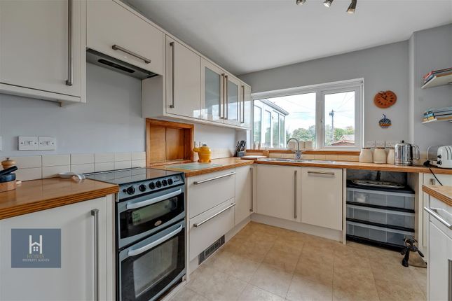 6, Wisteria Avenue, Bristol photo 4