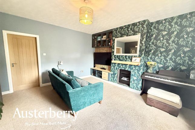 26, Queensmead Road, Stoke-On-Trent photo 3
