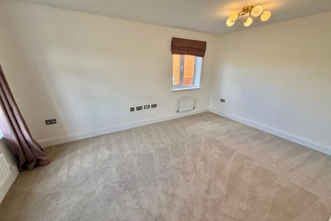 7, Hungerhill Road, Priorslee, Telford photo 3