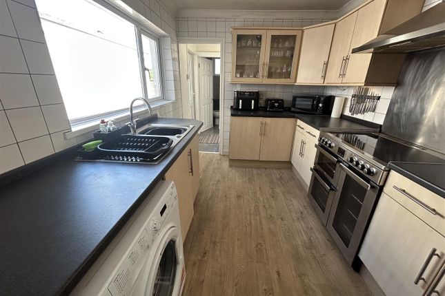 63,, Tunnel Road, Llanelli photo 3