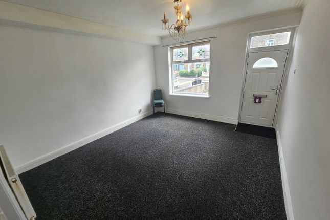 Westfield Road, Bradford photo 5