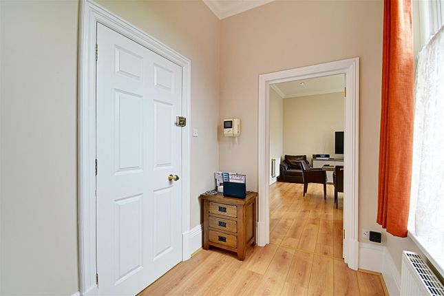 Flat for sale in Newland Gardens, Hertford