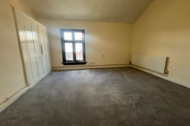 Flat, The Old Town Hall High Street, Ipswich photo 3