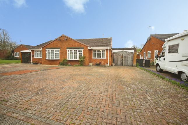 2-bed house on 231, Dovehouse Drive, Warwick, £325,000
