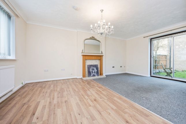 16, Mortimer Road, Bedfordshire photo 4