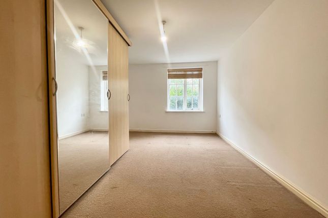 Thumbnail Flat to rent in South Road, Saffron Walden