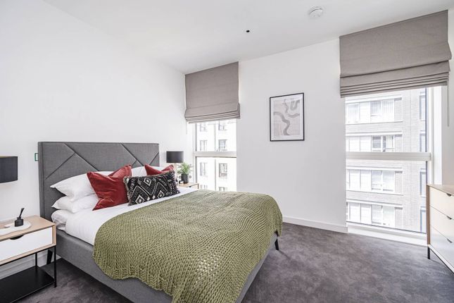 Flat for sale in Goodluck Hope, Canary Wharf