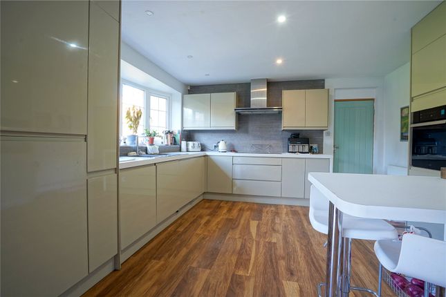 8, Shoreham Road, South Yorkshire photo 2